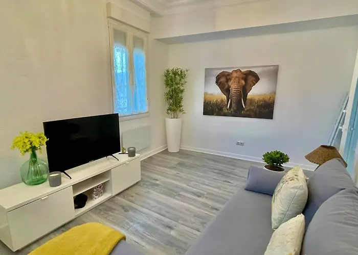 Kai - Junto A La Ria * Бильбао